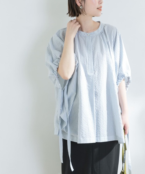 F by ROSSO(エフバイロッソ)の「F by ROSSO ポンチョシャツブラウス(シャツ/ブラウス・レディース・ブラック/オフホワイト/ブルー・FREE)」の3枚目の写真