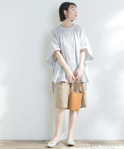 F by ROSSO(エフバイロッソ)の「F by ROSSO ポンチョシャツブラウス(シャツ/ブラウス・レディース・ブラック/オフホワイト/ブルー・FREE)」の19枚目の写真