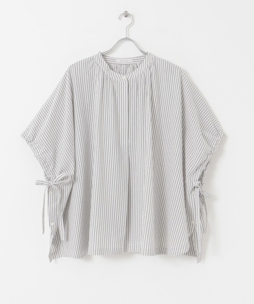 F by ROSSO(エフバイロッソ)の「F by ROSSO ポンチョシャツブラウス(シャツ/ブラウス・レディース・ブラック/オフホワイト/ブルー・FREE)」の11枚目の写真