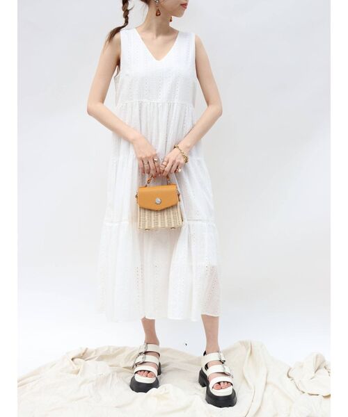 EVRIS（エヴリス）の「コットンレースティアードワンピ（ワンピース・レディース・ホワイト/ブラック/グリーン・FREE）」の8枚目の写真