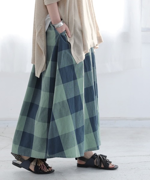osharewalker（オシャレウォーカー）の「【廃盤】『ブロックチェックフレアスカート』（スカート・レディース・グリーン/ブラック・FREE）」の4枚目の写真
