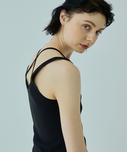 UNITED TOKYO（ユナイテッドトウキョウ）の「バッククロスキャミソール（キャミソール・レディース・ホワイト/ブラック・FREE）」の9枚目の写真