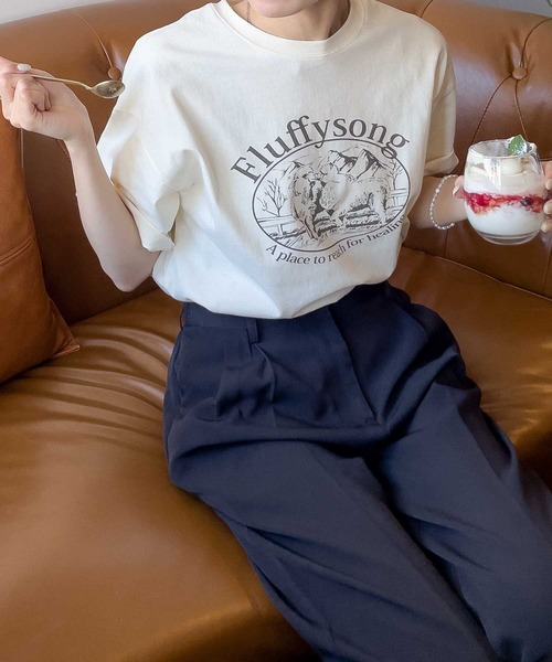 Chillfar(チルファー)の「アソートヴィンテージTシャツ/コットン100%(Tシャツ/カットソー・レディース・ホワイト/ネイビー/クリーム/オートミール/チャコール/グレー系/グレー系1/ベージュ系/アイボリー系/アイボリー系1/アイボリー系2・FREE)」の6枚目の写真