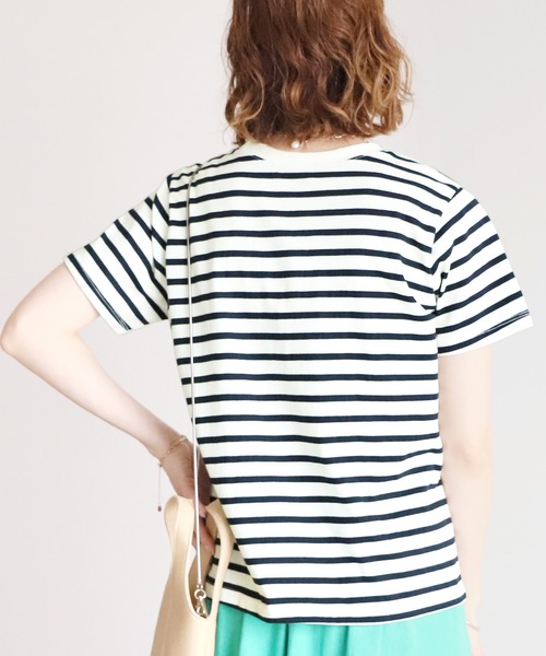 reca(レカ)の「クルーネックリンガーボーダー半袖Tシャツ(Tシャツ/カットソー・レディース・ネイビー/ピンク/グリーン/モカ・FREE)」の6枚目の写真