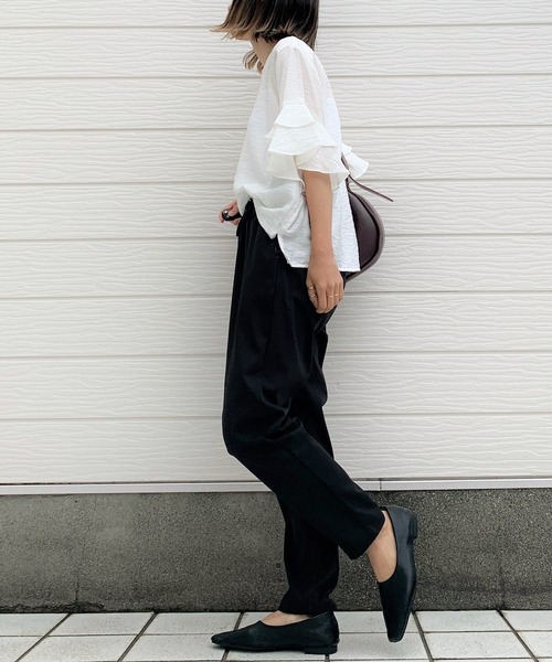 Q（キュー）の「袖フリルブラウス（シャツ/ブラウス・レディース・アイボリー/ラベンダー・MEDIUM）」の7枚目の写真