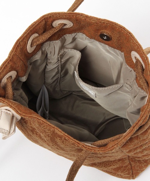 studio CLIP（スタディオクリップ）の「ジャガードアソート巾着バッグ（ショルダーバッグ・レディース・グリーン/キャメル/アイボリー・FREE）」の4枚目の写真