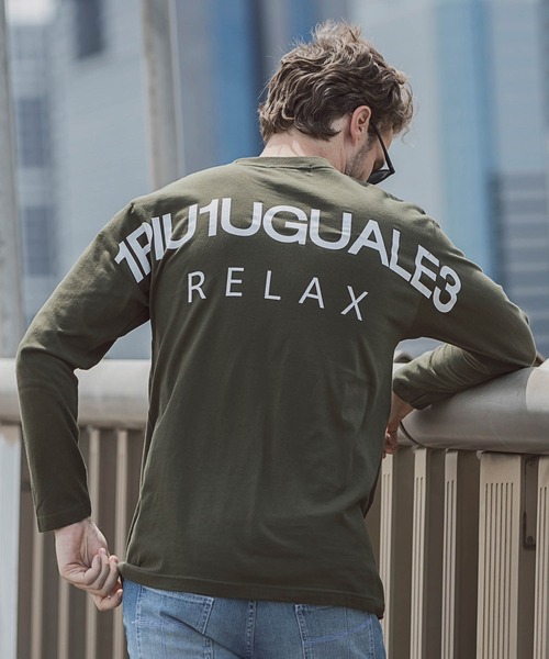 1PIU1UGUALE3 RELAX (ウノピゥウノウグァーレトレ リラックス)の「【WEB・直営店限定】1PIU1UGUALE3 RELAX(ウノピゥウノウグァーレトレ リラックス)バックプリントロゴ ベーシックシルエット 長袖Tシャツ クルーネック カットソー(Tシャツ/カットソー・メンズ・ホワイト/ブラック/パープル/ネイビー/カーキ/ターコイズブルー/トップグレー/ライトピンク/パープル系1/ピンク系1/ネイビー系1/ターコイズブルー系1/カーキ系1/グレー系1/ブラック系1/ホワイト系1・S/M/L/XL/XXL)」の7枚目の写真