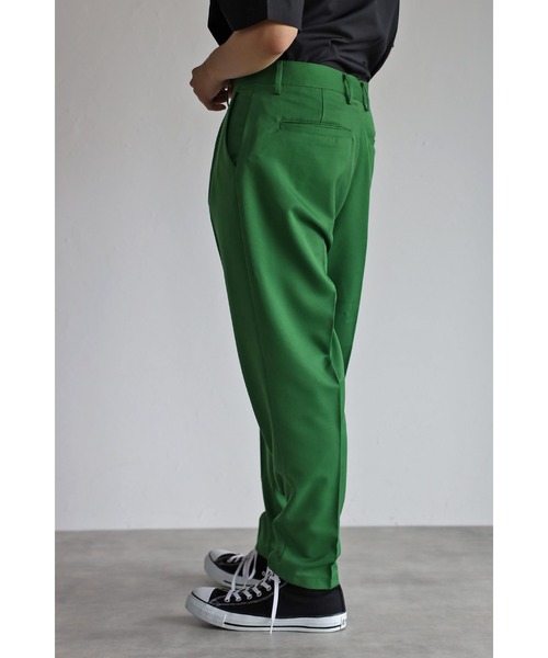 CREARE -LINO-（クレアーレリノ）の「ワンタック テーパードセミワイドパンツ（スラックス・メンズ・ブラック/グリーン/アイボリー・S/M/L）」の14枚目の写真