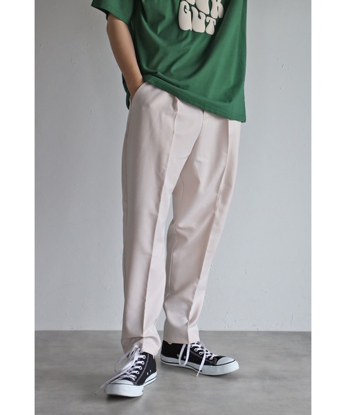 CREARE -LINO-（クレアーレリノ）の「ワンタック テーパードセミワイドパンツ（スラックス・メンズ・ブラック/グリーン/アイボリー・S/M/L）」の4枚目の写真