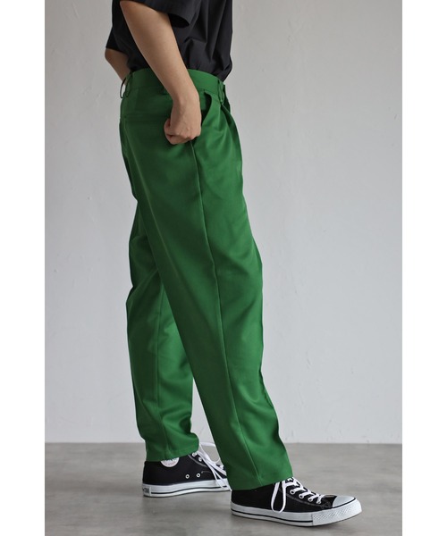 CREARE -LINO-（クレアーレリノ）の「ワンタック テーパードセミワイドパンツ（スラックス・メンズ・ブラック/グリーン/アイボリー・S/M/L）」の11枚目の写真