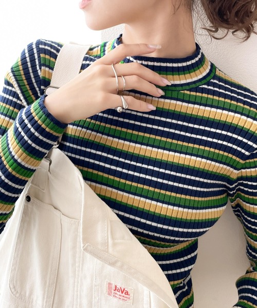 classicalelf（クラシカルエルフ）の「さり気ない洒落感。無地＆マルチボーダーハイネックもちもちリブニット（ニット/セーター・レディース・ライトグレー/ブラック/ネイビー/グリーン/アイボリー/ブラック系その他/ブルー系その他・SMALL/MEDIUM/LARGE/X-LARGE）」の6枚目の写真