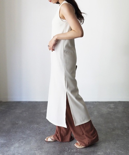 Riberry(リベリー)の「バックオープンノースリーブワンピース(ワンピース・レディース・オフホワイト/ブラック/グレイッシュベージュ/ライム/オレンジ・MEDIUM)」の21枚目の写真