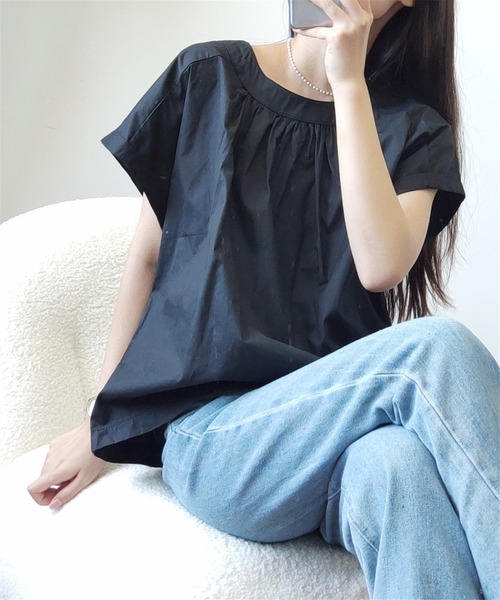 MAISON DE THERESE(メゾン ド テレーズ)の「クルーネックギャザートップス(Tシャツ/カットソー・レディース・ブラック/ベージュ・M)」の1枚目の写真