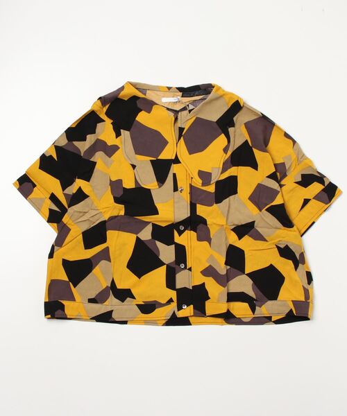 sandy（サンディー）の「【sandy】プリントカーブ衿ブラウス（シャツ/ブラウス・レディース・マスタード/ブラック/グリーン/ネイビー・FREE）」の4枚目の写真