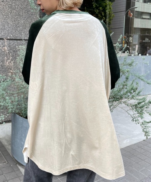 CIAOPANIC（チャオパニック）の「ベロア配色肩スリットラグランTEE（Tシャツ/カットソー・レディース・オレンジ/ブルー/グリーン/ネイビー・FREE）」の12枚目の写真