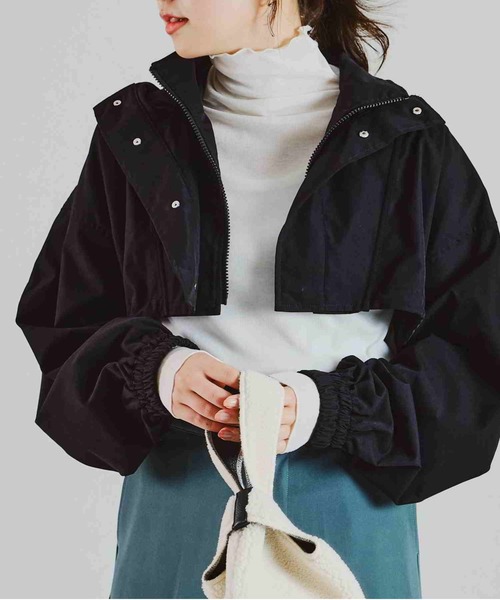 acro（アクロ）の「フード付きショート丈ブルゾン/AC1472（ブルゾン・レディース・ホワイト/カーキ/ベージュ/ブラック・ﾌﾘ-）」の3枚目の写真