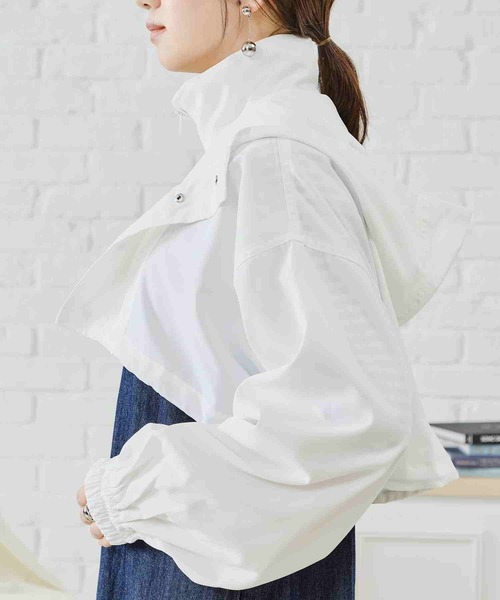 acro（アクロ）の「フード付きショート丈ブルゾン/AC1472（ブルゾン・レディース・ホワイト/カーキ/ベージュ/ブラック・ﾌﾘ-）」の8枚目の写真