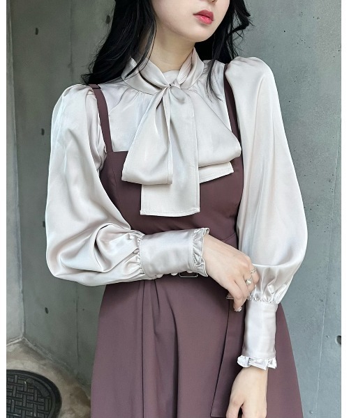 TITTY&CO.（ティティーアンドコー）の「【TITTY&CO.】バルーン袖長袖リボンブラウス（シャツ/ブラウス・レディース・ホワイト/モカ/グレイッシュベージュ・FREE）」の3枚目の写真