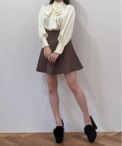 TITTY&CO.（ティティーアンドコー）の「【TITTY&CO.】バルーン袖長袖リボンブラウス（シャツ/ブラウス・レディース・ホワイト/モカ/グレイッシュベージュ・FREE）」の19枚目の写真