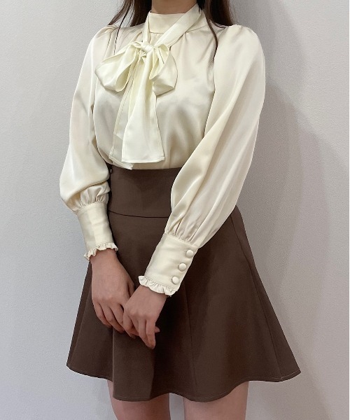 TITTY&CO.（ティティーアンドコー）の「【TITTY&CO.】バルーン袖長袖リボンブラウス（シャツ/ブラウス・レディース・ホワイト/モカ/グレイッシュベージュ・FREE）」の18枚目の写真