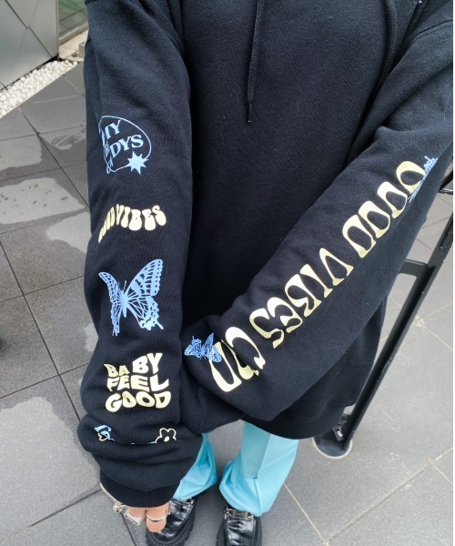 Candy Stripper（キャンディストリッパー）の「NAUGHTY GIRLS CLUB SWEAT フーディー（スウェット・レディース・パープル/ホワイト/ブラック・2）」の17枚目の写真