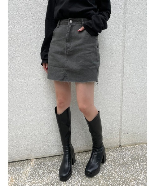 ENVYM(アンビー)の「トラピゾイドミニSK(スカート・レディース・ベージュ/ブルー/グレー・MEDIUM/SMALL)」の15枚目の写真