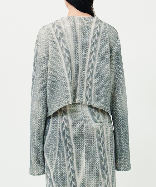 TheOpen Product（ザオープンプロダクト）の「【TheOpen Product】CABLE KNITTING GRAPHIC SWEATSHIRT（スウェット・レディース・グレー/ブルー・S）」の11枚目の写真