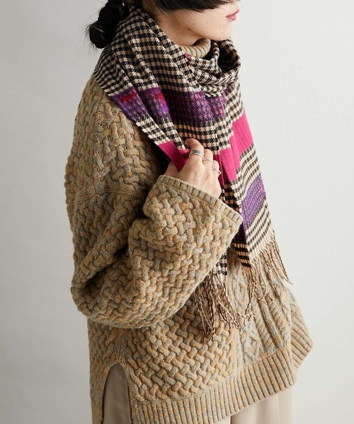 ear PAPILLONNER(イアパピヨネ)の「【P.CORNILLON(ピーコルニヨン)】ボーダーチェックストール(ストール/ショール・レディース・パープル/オレンジ・FREE)」の17枚目の写真