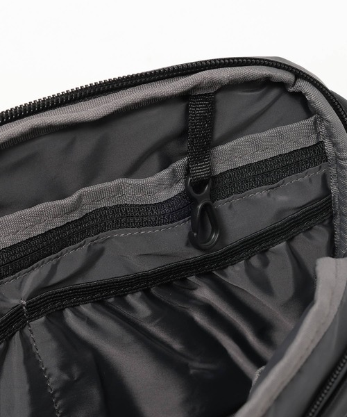 BAYFLOW（ベイフロー）の「マルチWAYウエストバック（ボディバッグ/ウエストポーチ・メンズ・ブラック/グレー・FREE）」の10枚目の写真