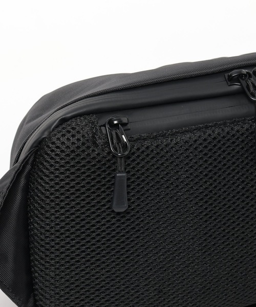 BAYFLOW（ベイフロー）の「マルチWAYウエストバック（ボディバッグ/ウエストポーチ・メンズ・ブラック/グレー・FREE）」の13枚目の写真