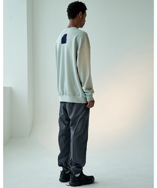 VIBGYOR(ヴィブジョー)の「【Re:one】-OVERR- OVR WAPPEN MINT SWEATSHIRTS(MA)(スウェット・メンズ・ミント・FREE)」の8枚目の写真