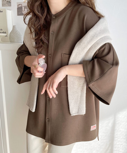 Java(ジャバ)の「《JaVa ジャバコラボ》滑らか&艶やか。メンズライクビッグダンボールニットシャツカーディガン(カーディガン/ボレロ・レディース・ブラック/グレイッシュベージュ/ホワイト/ブラウン・LARGE/MEDIUM/SMALL/X-LARGE)」の17枚目の写真