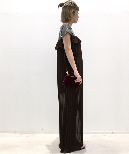L’Appartement（アパルトモン）の「LOYD/FORD PLEATED DRESS◆（ワンピース・レディース・ブラウン・FREE）」の7枚目の写真