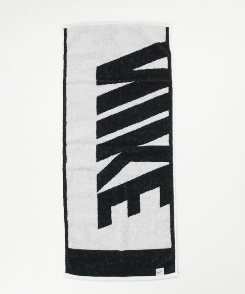 NIKE（ナイキ）の「【NIKE/ナイキ 】ナイキ ジャガード タオル ミディアムⅡ(35cm×80cm)（タオル・メンズ・ブラック/グリーン・FREE）」の3枚目の写真