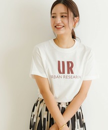 UR ロゴTシャツ