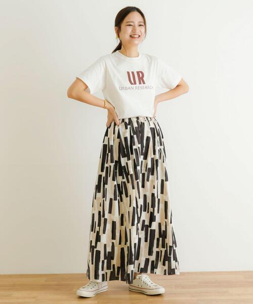 URBAN RESEARCH(アーバンリサーチ)の「UR ロゴTシャツ(Tシャツ/カットソー・メンズ・ブラック/バーガンディー/ホワイト/ホワイト系その他・X-LARGE/MEDIUM/LARGE/SMALL)」の11枚目の写真