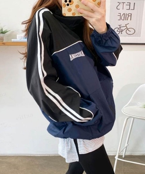 Dalfwin（ダールフィン）の「韓国ファッションARIZONA配色アノラックトラックジャケット（ブルゾン・レディース・ネイビー/カーキ・FREE）」の11枚目の写真