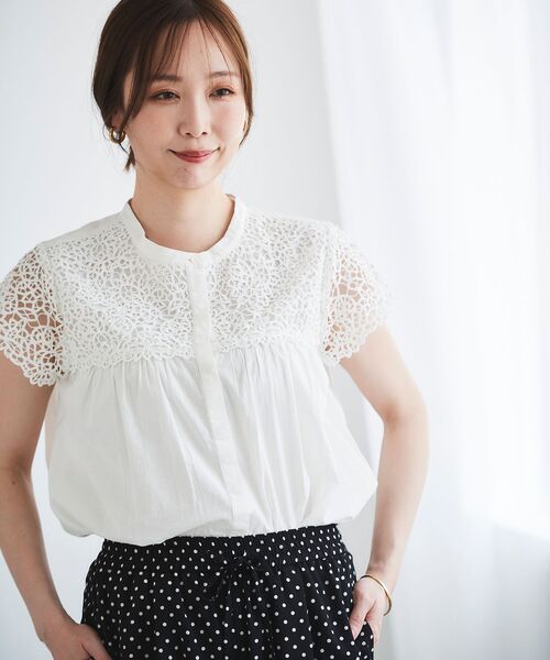 le.coeur blanc（ルクールブラン）の「エンブロイダリーレースフレンチブラウス（シャツ/ブラウス・レディース・ブラック/オフホワイト/イエロー・38）」の4枚目の写真