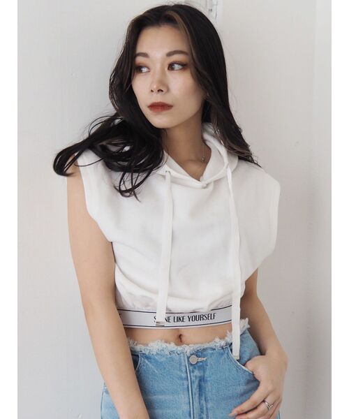 EVRIS（エヴリス）の「ロゴデザインコンパクトフーディ（スウェット・レディース・ブラック/ホワイト/グレー・FREE）」の12枚目の写真