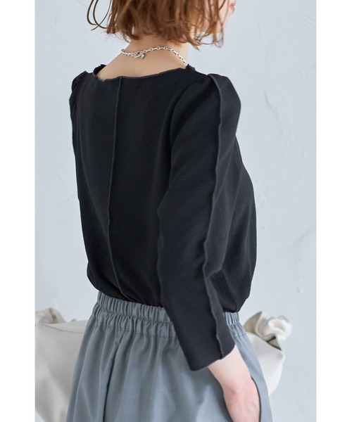&. NOSTALGIA(アンドドットノスタルジア)の「【ZOZO限定】リップルカットプルオーバー(Tシャツ/カットソー・レディース・アイボリー/ブラック・FREE)」の18枚目の写真