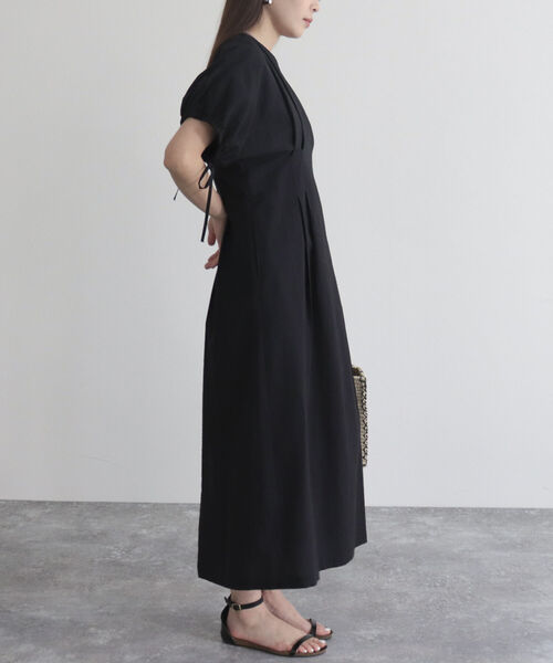 fredy emue（フレディエミュ）の「花柄／無地ウエストシェイプワンピース（ワンピース・レディース・ブルー系その他/ブラック・36/38）」の12枚目の写真