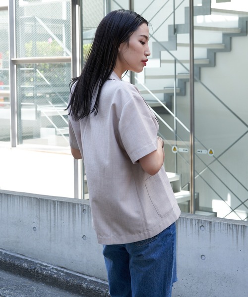 COLONY 2139(コロニートゥーワンスリーナイン)の「リネンライク半袖ジャケットシャツ(テーラードジャケット・レディース・チャコールグレー/グレイッシュベージュ/ネイビー・SMALL/MEDIUM)」の15枚目の写真