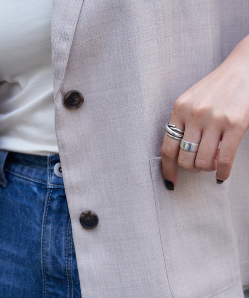 COLONY 2139(コロニートゥーワンスリーナイン)の「リネンライク半袖ジャケットシャツ(テーラードジャケット・レディース・チャコールグレー/グレイッシュベージュ/ネイビー・SMALL/MEDIUM)」の11枚目の写真