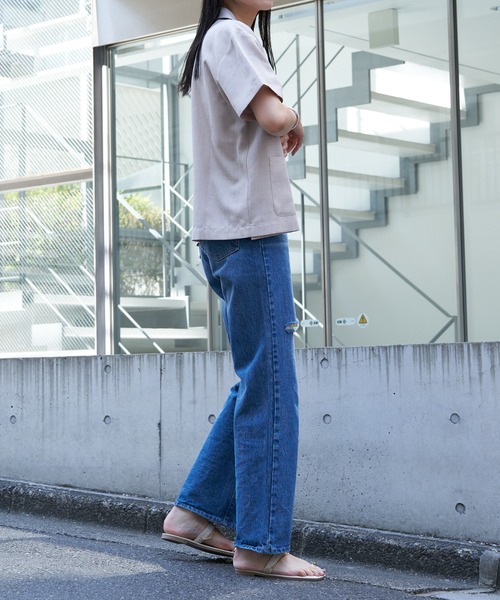 COLONY 2139(コロニートゥーワンスリーナイン)の「リネンライク半袖ジャケットシャツ(テーラードジャケット・レディース・チャコールグレー/グレイッシュベージュ/ネイビー・SMALL/MEDIUM)」の5枚目の写真