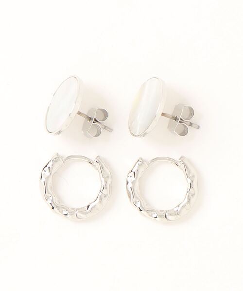 AMERICAN HOLIC(アメリカンホリック)の「シェルサークル×キャッチレスフープピアスセット(ピアス(両耳用)・レディース・ゴールド/シルバー・FREE)」の9枚目の写真