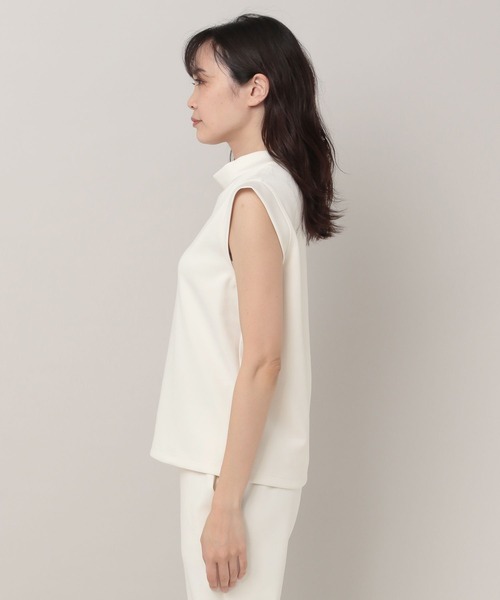 Elura（エルーラ）の「【ACTIVE】アクティブモックネックノースリ（Tシャツ/カットソー・レディース・オフホワイト/ブラック・LARGE/MEDIUM）」の13枚目の写真