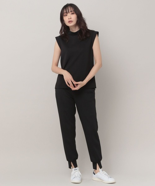Elura（エルーラ）の「【ACTIVE】アクティブモックネックノースリ（Tシャツ/カットソー・レディース・オフホワイト/ブラック・LARGE/MEDIUM）」の5枚目の写真