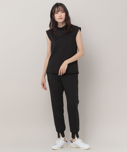 Elura（エルーラ）の「【ACTIVE】アクティブモックネックノースリ（Tシャツ/カットソー・レディース・オフホワイト/ブラック・LARGE/MEDIUM）」の3枚目の写真