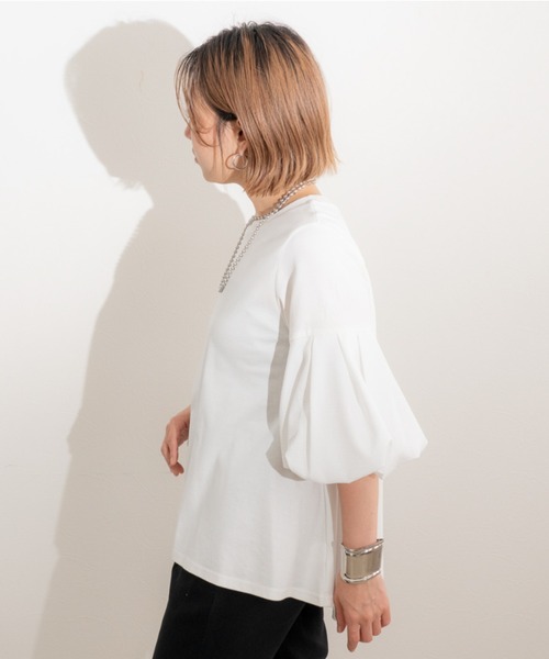 LHELBIE(レルビエ)の「バルーンスリーブカットトップス(Tシャツ/カットソー・レディース・オフホワイト/ネイビー/ブラック・M)」の8枚目の写真