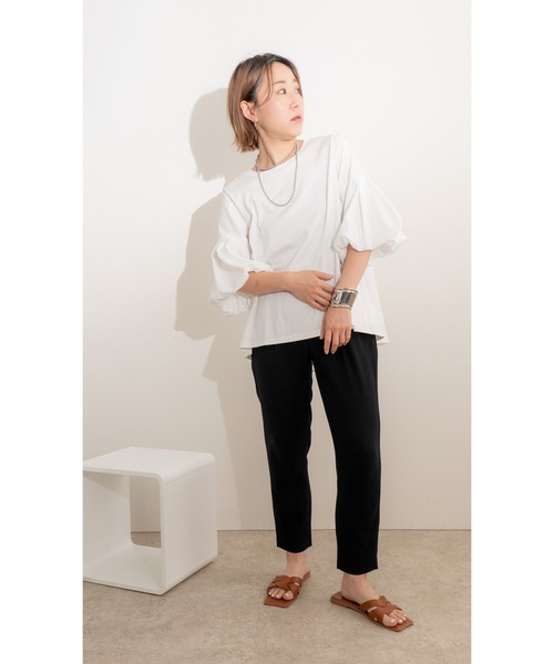 LHELBIE(レルビエ)の「バルーンスリーブカットトップス(Tシャツ/カットソー・レディース・オフホワイト/ネイビー/ブラック・M)」の7枚目の写真